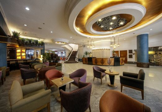 더 벨라비스타 호텔 야외 수영장