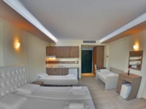 Coralli Hotel Hotels in Perdika