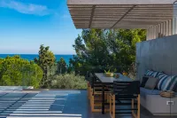 Sueno Luxury Villa