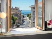 Flos Luxury Rooms Hotels in Split