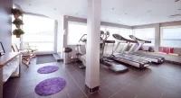 โฮม โรงแรม ออโรรา - ที่มีฟิตเนส