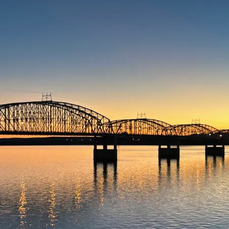 A Bridge View Inn Отели в г. Чемберлен