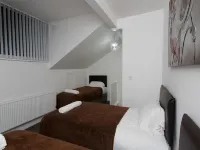 Park House Apartments Hotels near Colton Retail Park