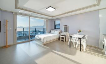 Yeosu Wayo Ocean View Pension