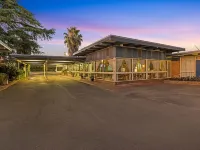 Plainsman Motel Hotels in Forbes