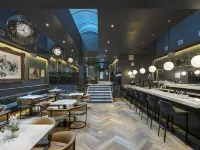 Hotel St.Thomas Hotels near Ex-Centris Cinema
