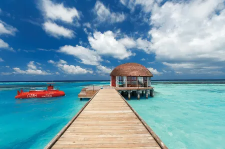 Ozen Life Maadhoo - Luxury All Inclusive Отели рядом с достопримечательностью «Мааду»