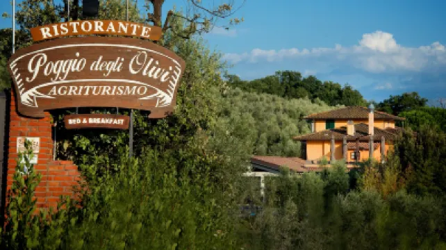 Poggio degli Olivi - Ristorante Zi' Tosca Hotel a 