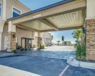 Comfort Inn & Suites I-10 Airport Hotels in El Paso