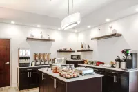 Ramada by Wyndham Moose Jaw Hotels in Moose Jaw