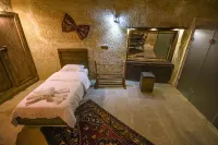 Rose Nest Cave Hotel