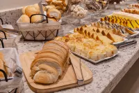 Hotel Caiuá Express - breakfast