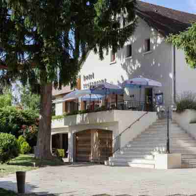 La Bonne Etape Hotel Exterior