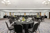 Best Western Hotel St. Jerome - Parkplatz