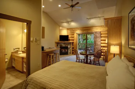 Tigh-Na-Mara Seaside Spa Resort