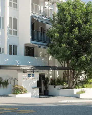 Montrose at Beverly Hills