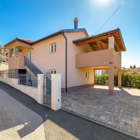 Villa Lemily