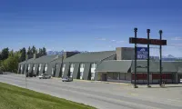 Crestwood Hotel