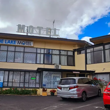Blue Lake Motel