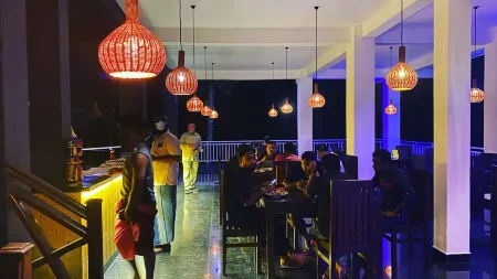 Adams Peak Inn Отели в г. Kuruwita