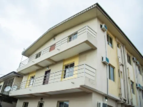 Maxton Suites Magodo Hotels in Mushin