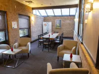 Best Western Plus Toronto Airport Hotel Hotels near Apollo Convention Centre