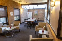 Best Western Plus Toronto Airport Hotel Отели в г. Миссисауга