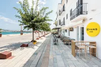 Ryans la Marina Hotels in Talamanca