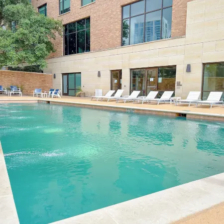 At&T Hotel & Conference Center