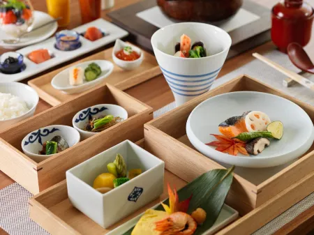 Lake Shikotsu Tsuruga Bessou Ao No Za