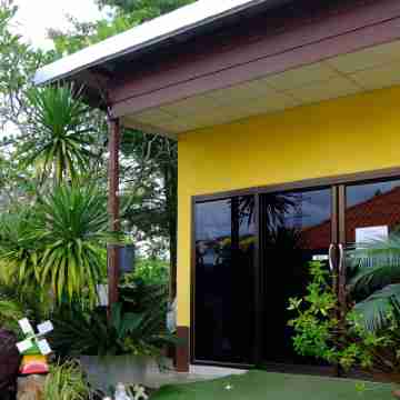 Sirimongkol Resort Hotel Exterior