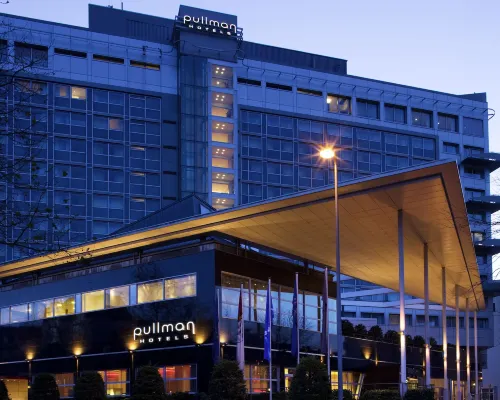 Pullman Cologne Hotels near Nikolauskirche