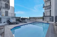Pacific Sands Apartments Mackay - Beach
