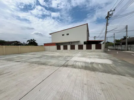 K2 Living Hotel Отели рядом с достопримечательностью «Clock Tower roundabout»