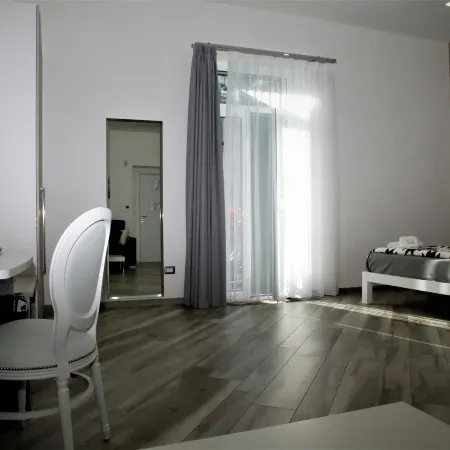 Hermes Rooms for Tourists