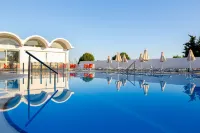 Rodos Star All Inclusive Hotel - สระว่ายน้ำส่วนตัว