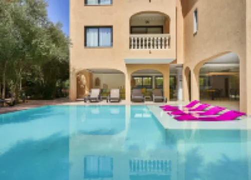 Apartamentos Sinfony