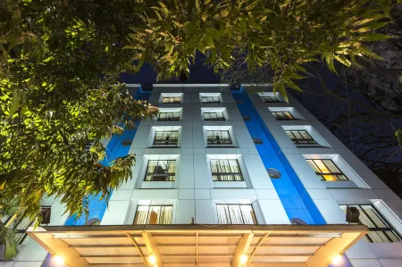 Hotel Park Central Koregaon Park Отели рядом с достопримечательностью «Bund Garden»