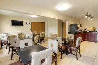 Quality Inn Logan Near University - breakfast