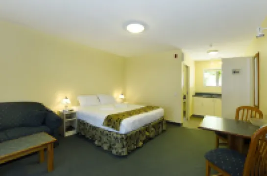 อเบเลียมอเตอร์ลอดจ์