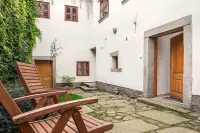 Penzion Oloffson Hotels in Kamenice nad Lipou