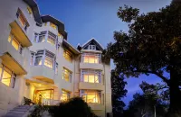 Summit le Royale Hotel, Shimla Hotels in der Nähe von स्कैंडल पॉइंट