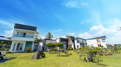 Seogwipo Myhalftime Pension Hotels in Seongsan-eup