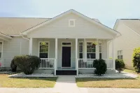 2bed 2bath house with WiFi, Fence patio in Bluffton SC 10 min of Hilton Head 벅왈터 플레이스 주변 호텔