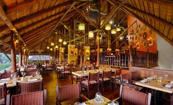Victoria Falls Safari Lodge
