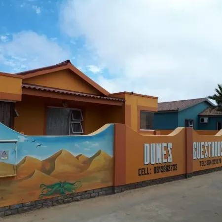 Dunes Guesthouse Отели в г. Уолфиш-Бей