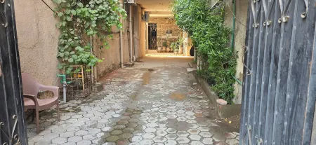 Pyramids Senusret Guest House