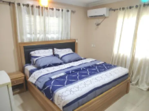 Abeokuta 2-Bed House Sleeps 4 with Free Parking Hotels in Abeokuta