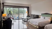 Hundred Days Hotel Hotels in Higashi