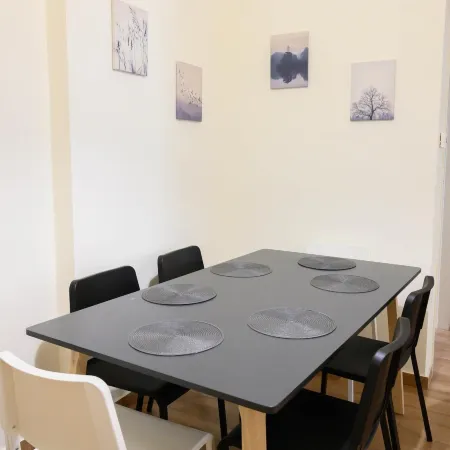 Stella s Minimal Lodge